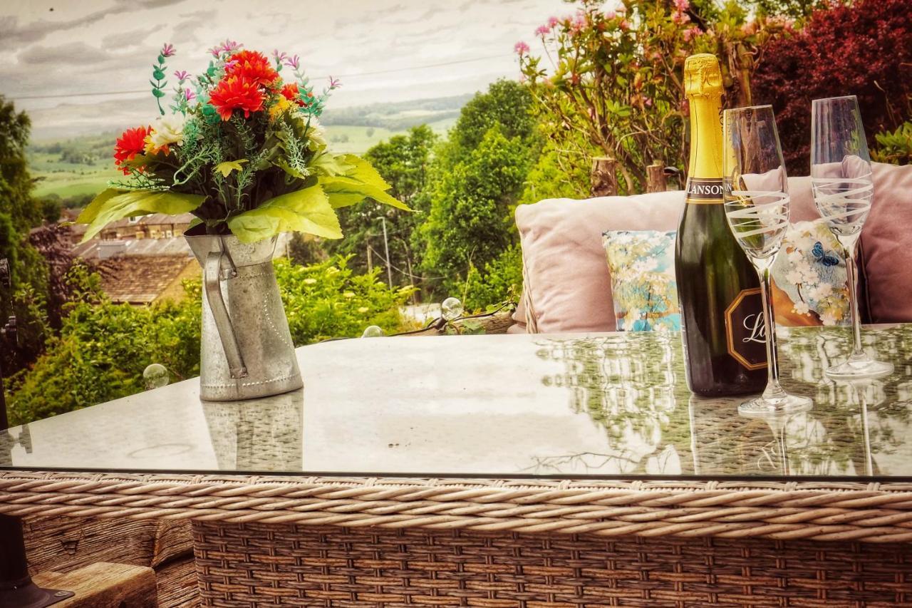 Alma Cliffe Guest House Barnoldswick Εξωτερικό φωτογραφία