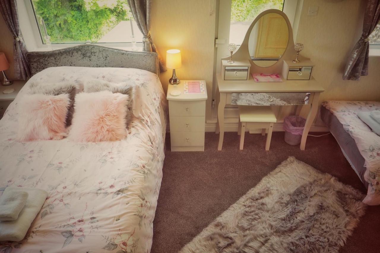 Alma Cliffe Guest House Barnoldswick Εξωτερικό φωτογραφία